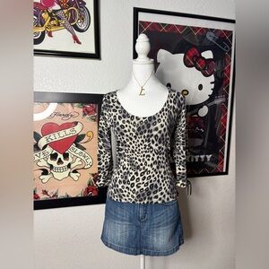 Silk Black & Grey Cheetah Print Quarter Sleeve Top